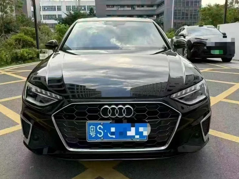 22年奥迪A4L 40 TFSI 进享人生版