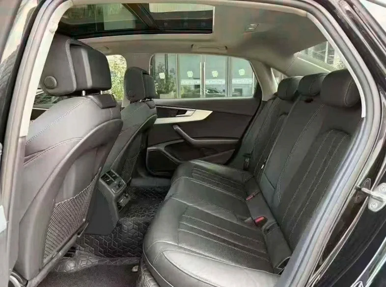 奥迪A4L 后面外观三