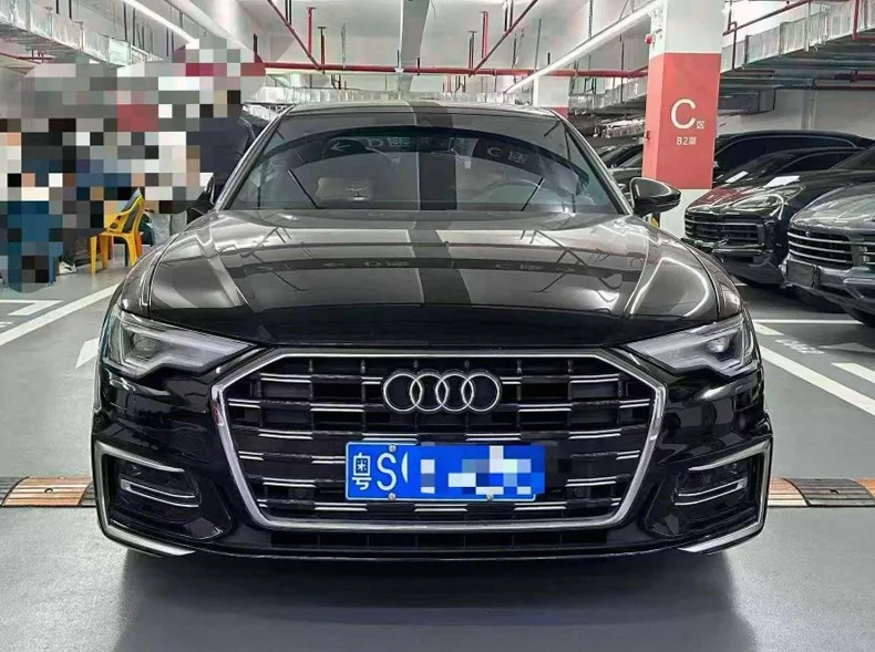 22年奥迪A6L 40TSFI豪华动感型