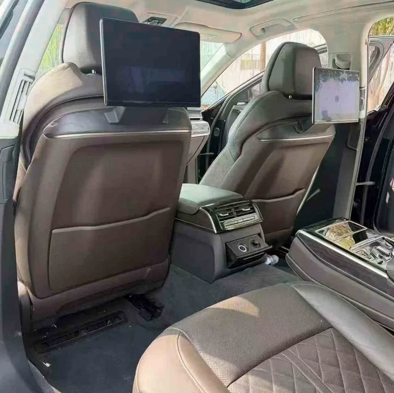 奥迪A8L 后面外观二