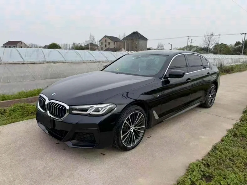 宝马5系 正面外观二