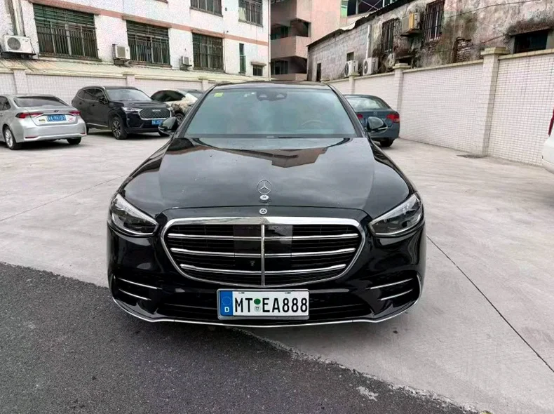 22年奔驰S400L豪华版