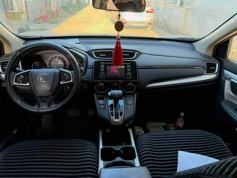 本田CRV 内饰前排