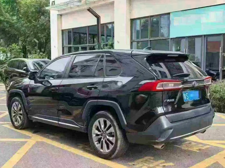 丰田威兰达 内饰前排