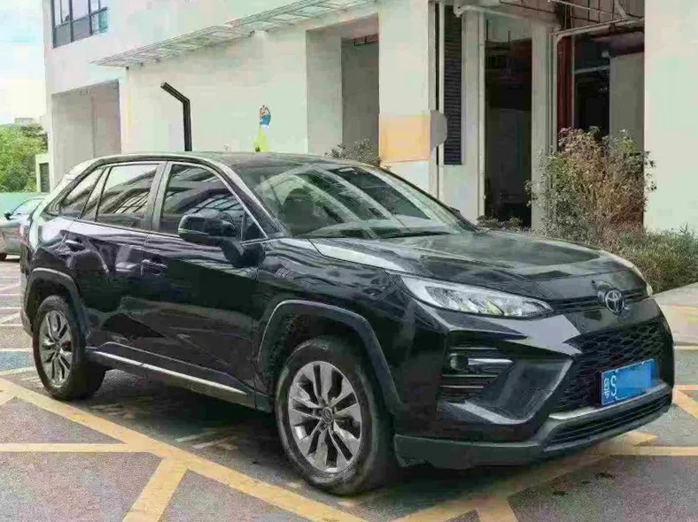 丰田威兰达 正面外观三