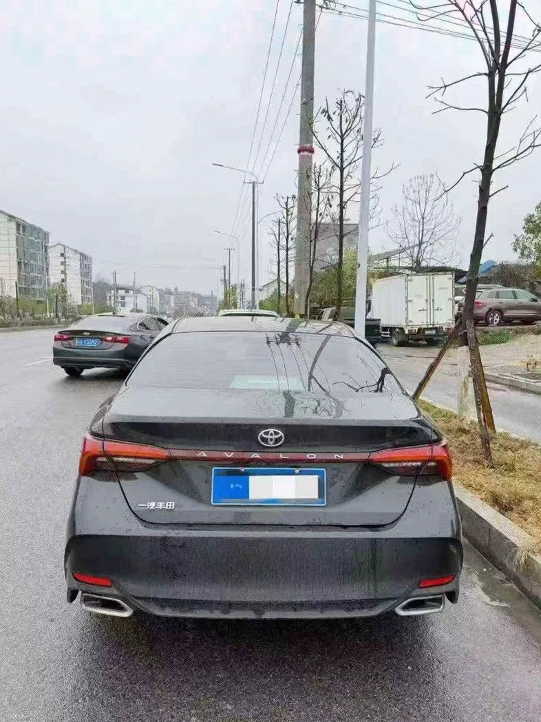 丰田亚洲龙 驾驶室