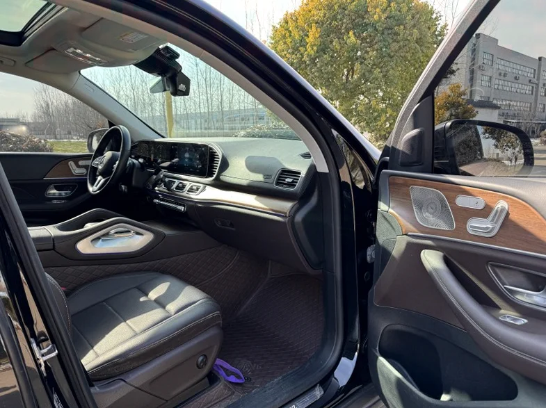 奔驰GLE 后面外观二