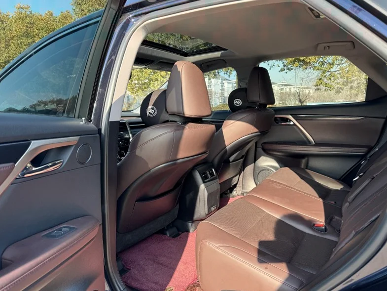 雷克萨斯RX 内饰后排