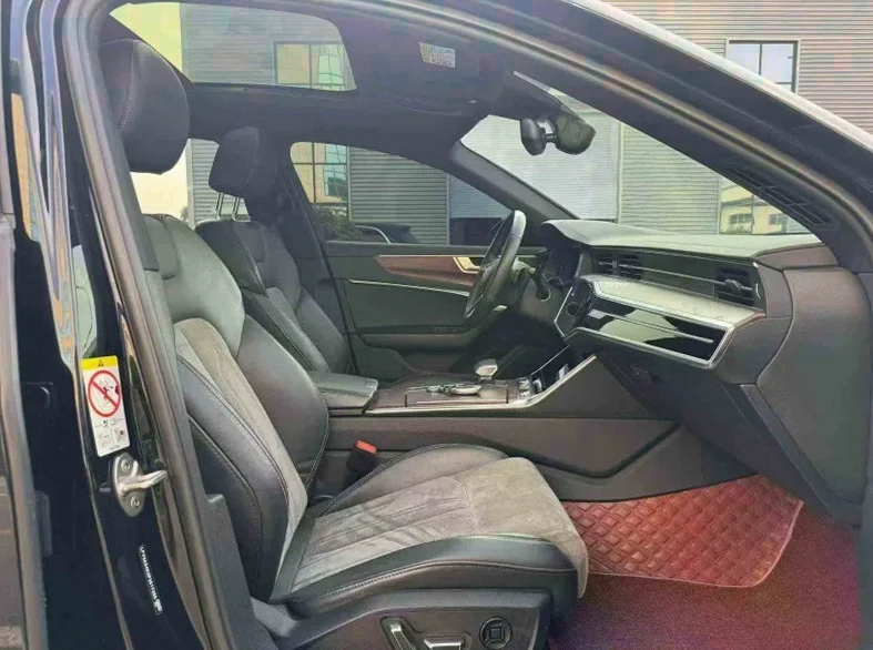 奥迪A6L 后面外观二