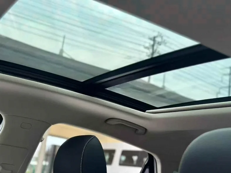 奔腾B70 内饰前排