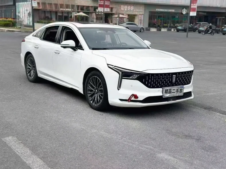 23年奔腾B70 1.5T自动高配