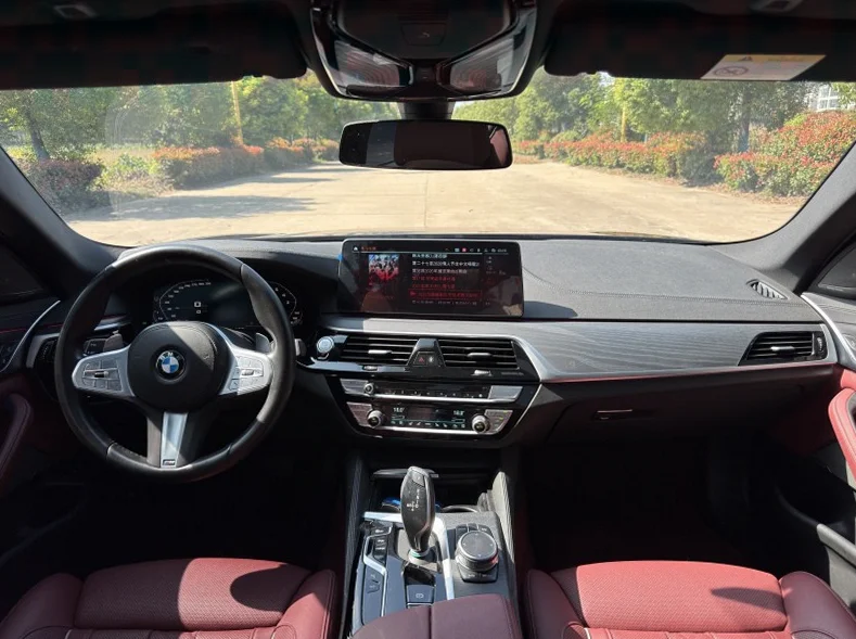 宝马5系 后面外观二