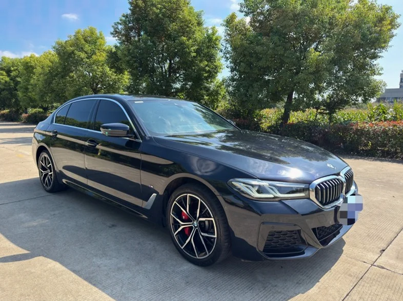 宝马5系 正面外观二