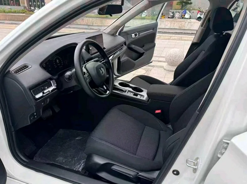 本田思域 正面外观三