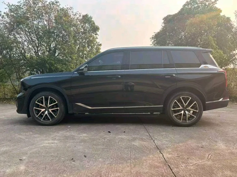 传祺GS8 内饰前排