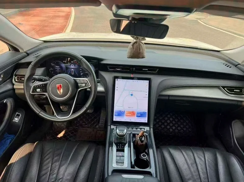 红旗H5 后面外观一