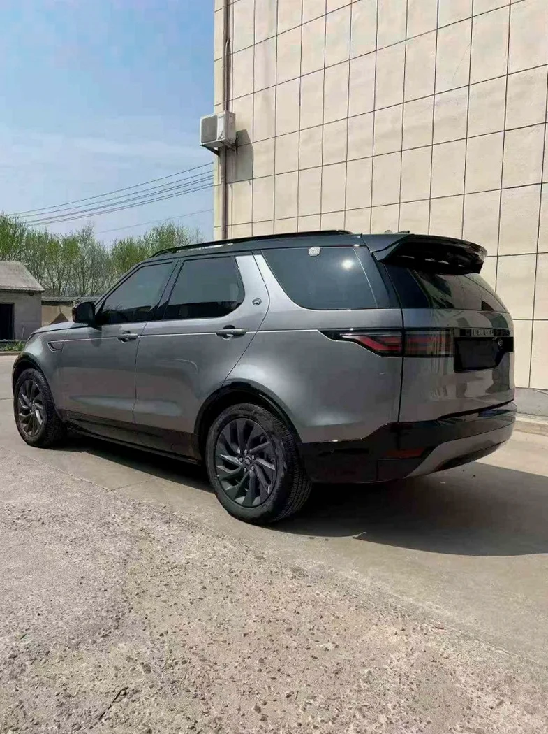 路虎发现 驾驶室