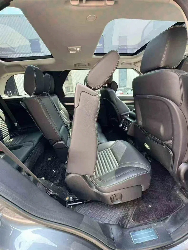 路虎发现 后面外观一