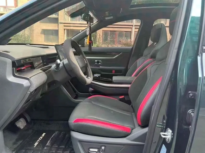 奇瑞捷途 后面外观一