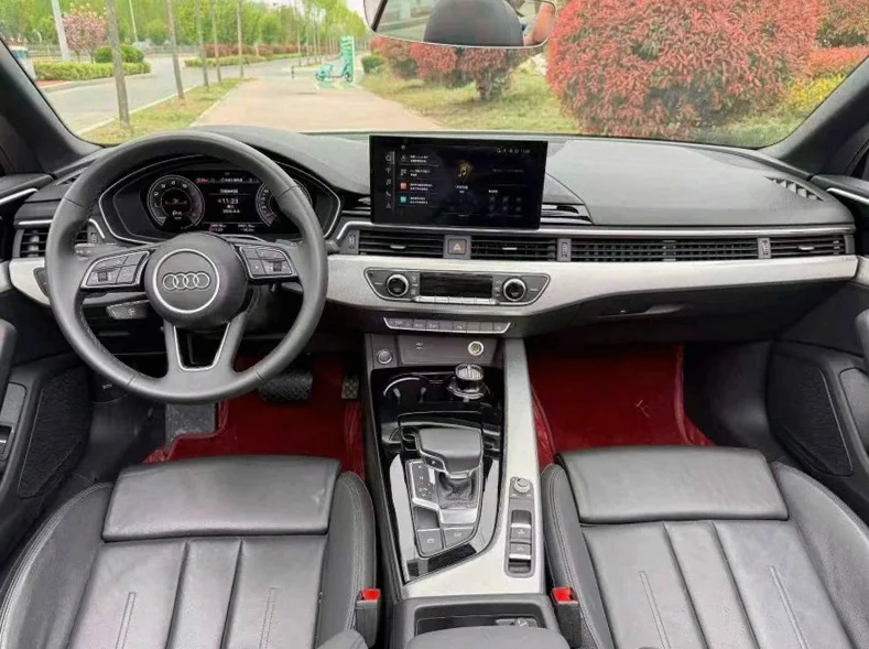 奥迪A5 内饰后排