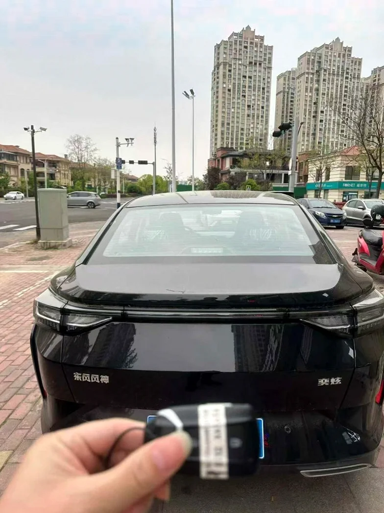 东风奕炫 内饰前排