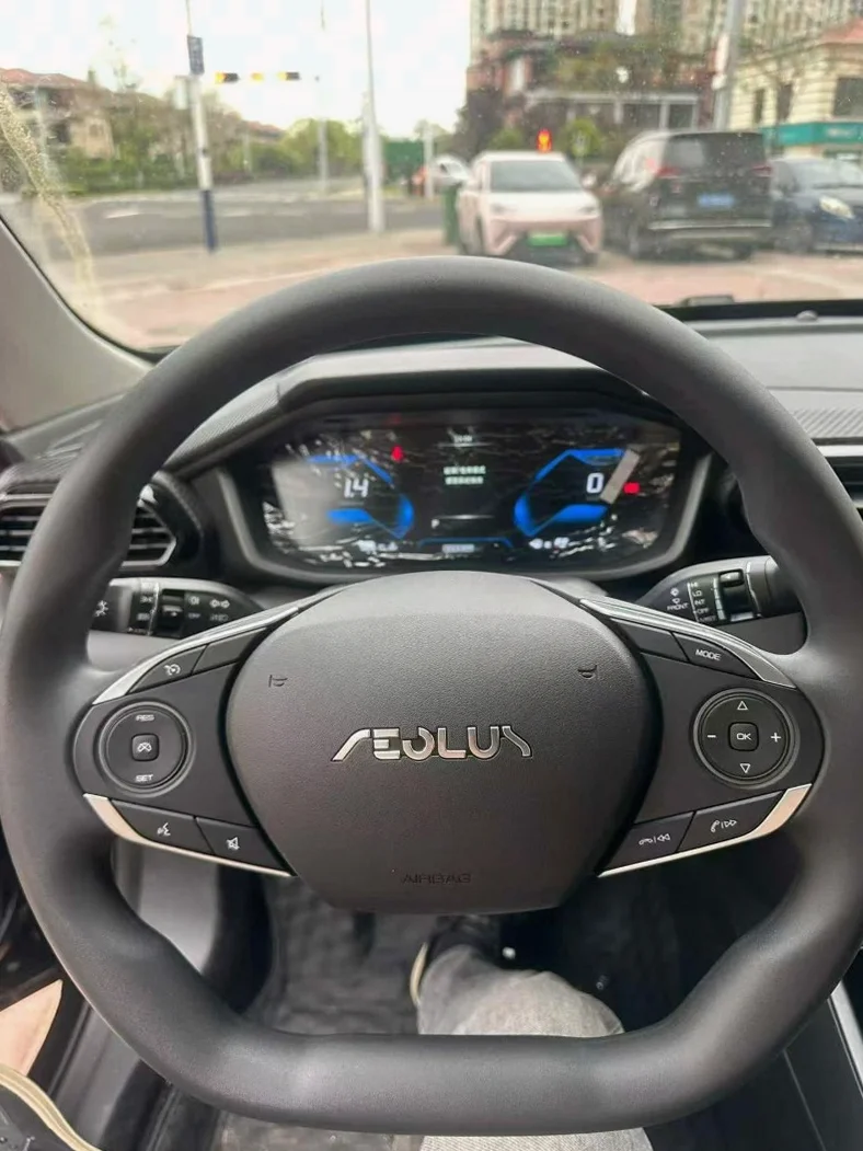 东风奕炫 后面外观一