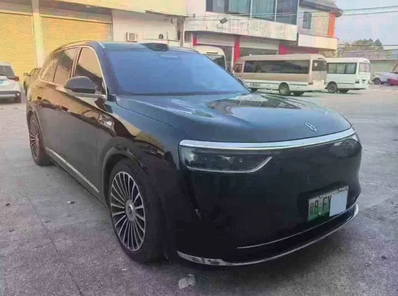 华为智选问界 正面外观二