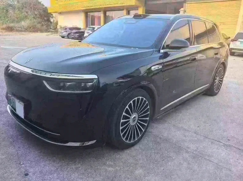 华为智选问界 正面外观三