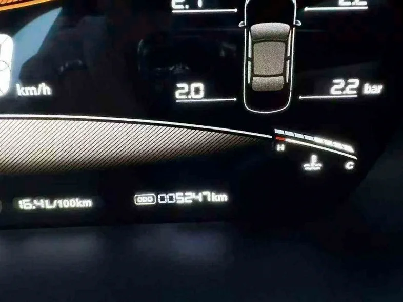 名爵5 内饰后排