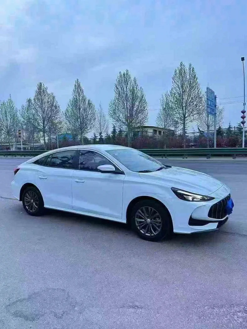 名爵5 正面外观三