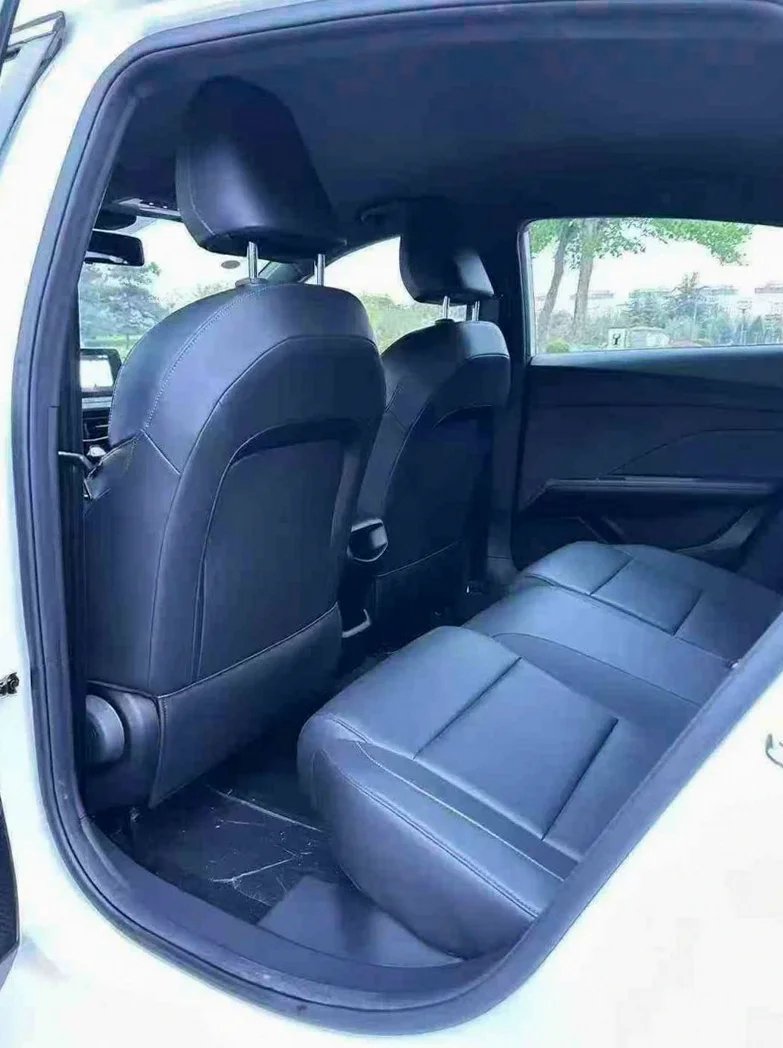 名爵5 后面外观二