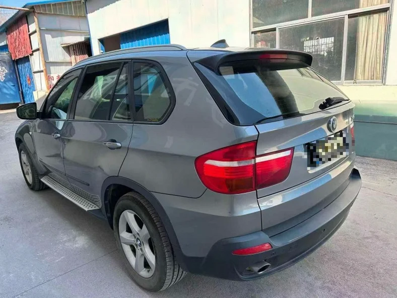 宝马X5 内饰后排