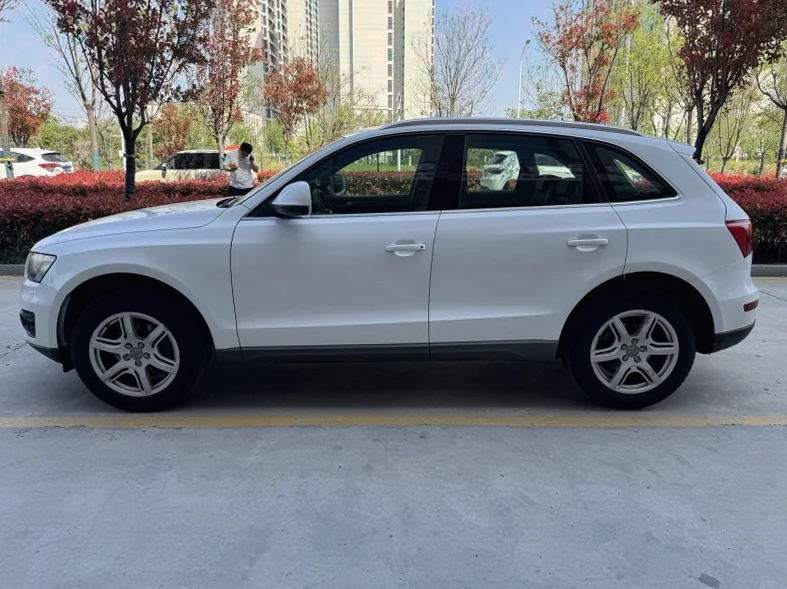 奥迪Q5 后面外观二