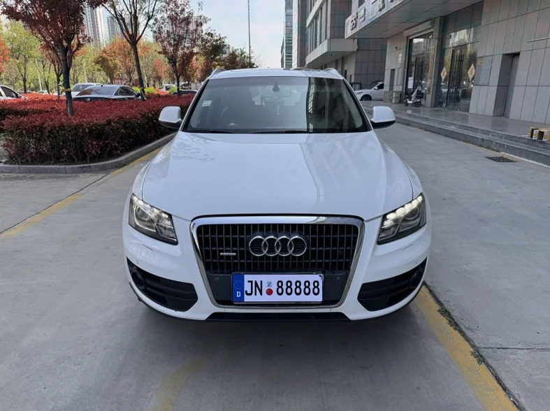 11年奥迪Q5 2.0T四驱豪华配置