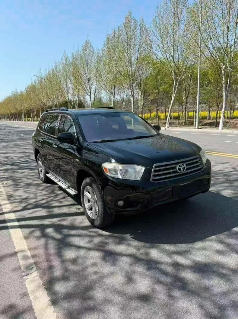 丰田汉兰达 正面外观二