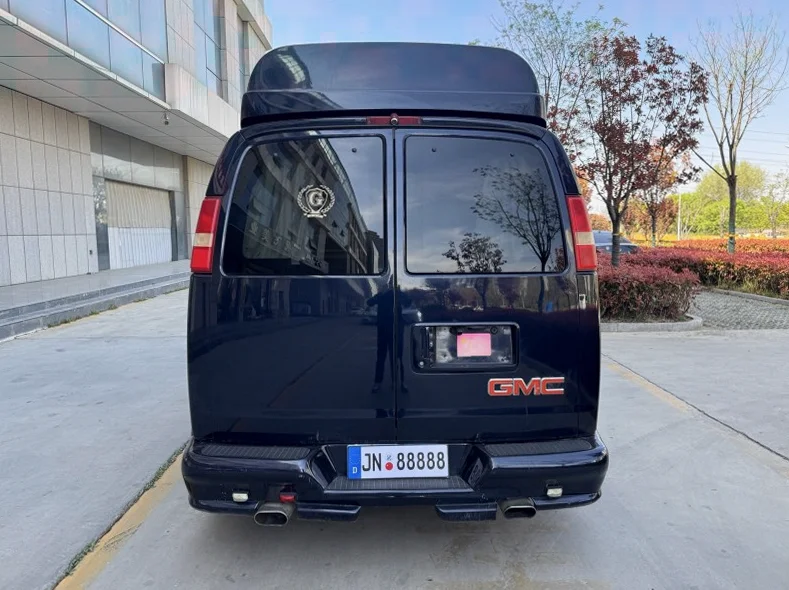 GMC商务之星 后面外观二