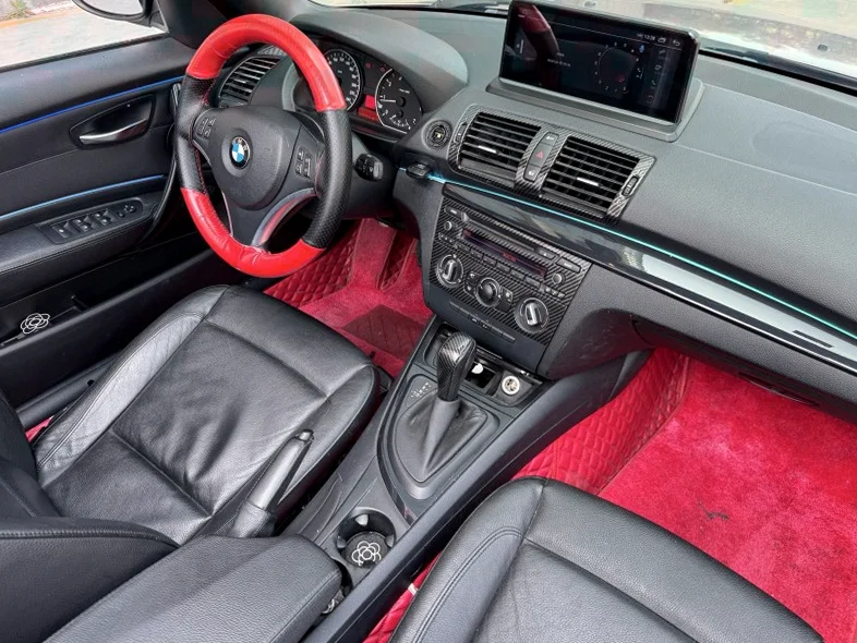 宝马1系 后面外观三