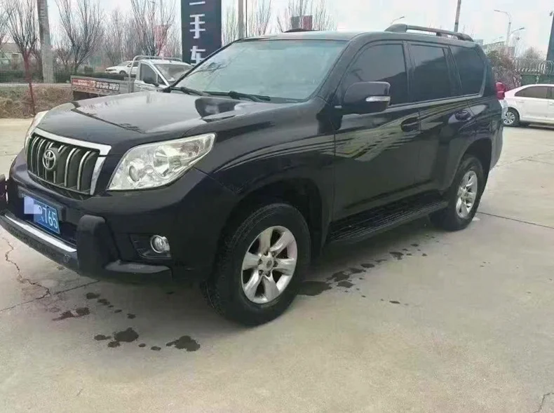 丰田普拉多 正面外观二