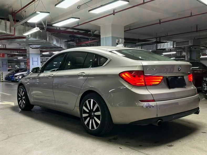 宝马3系 内饰前排