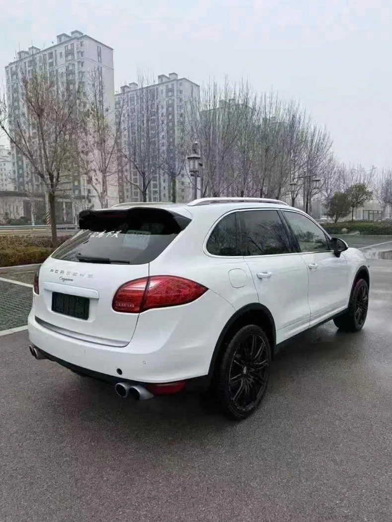 保时捷卡宴 内饰后排