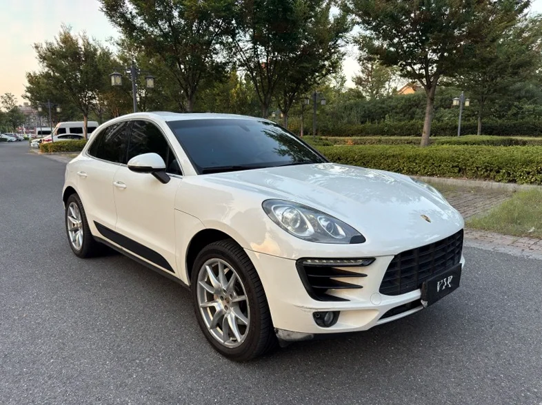 保时捷Macan 正面外观二