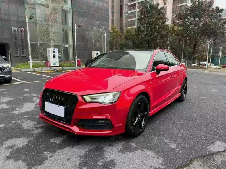 奥迪A3 正面外观二