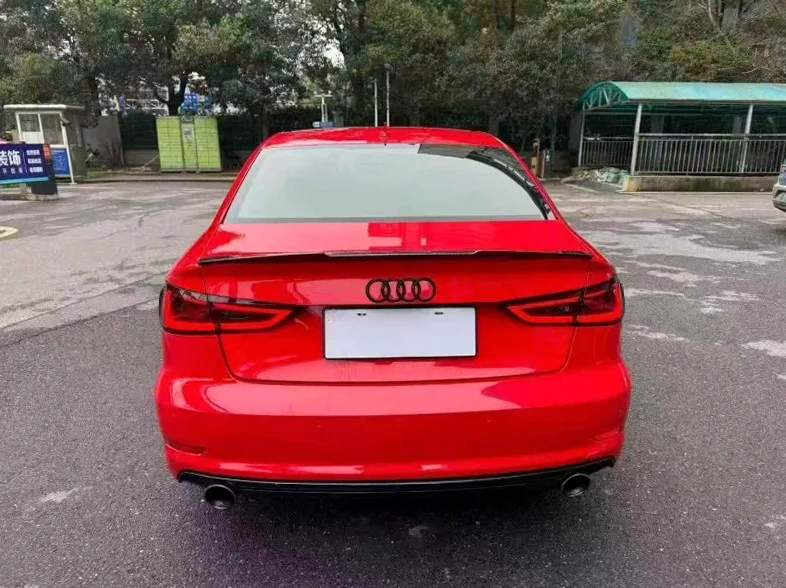 奥迪A3 内饰后排