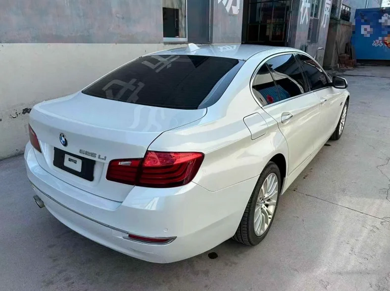 宝马5系 内饰前排