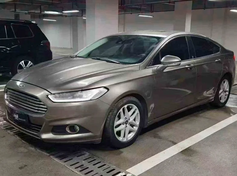 福特蒙迪欧 正面外观二