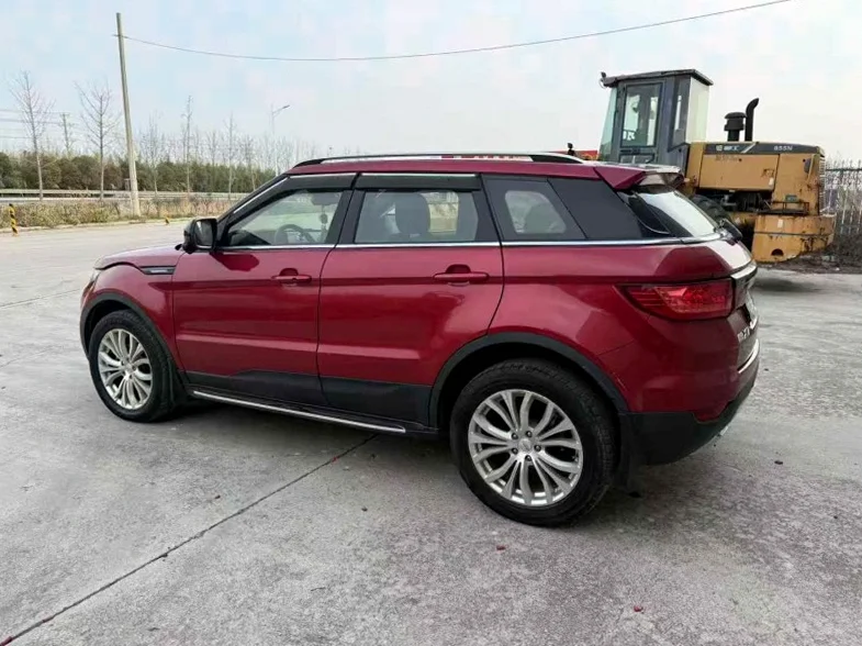 陆风X7 内饰后排