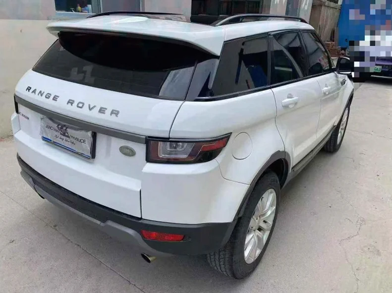 路虎极光 内饰前排