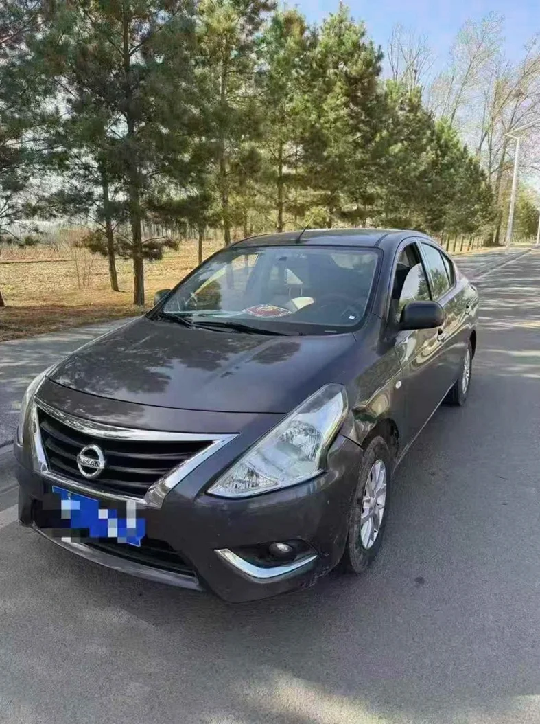 日产阳光 正面外观二