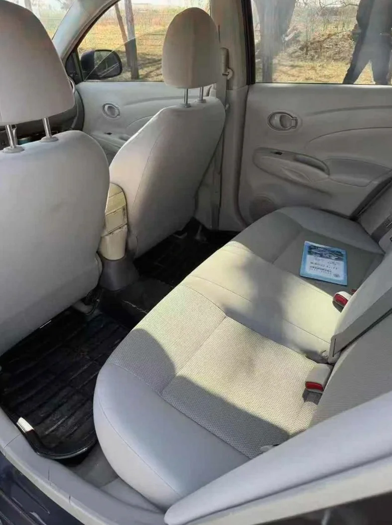 日产阳光 后面外观三