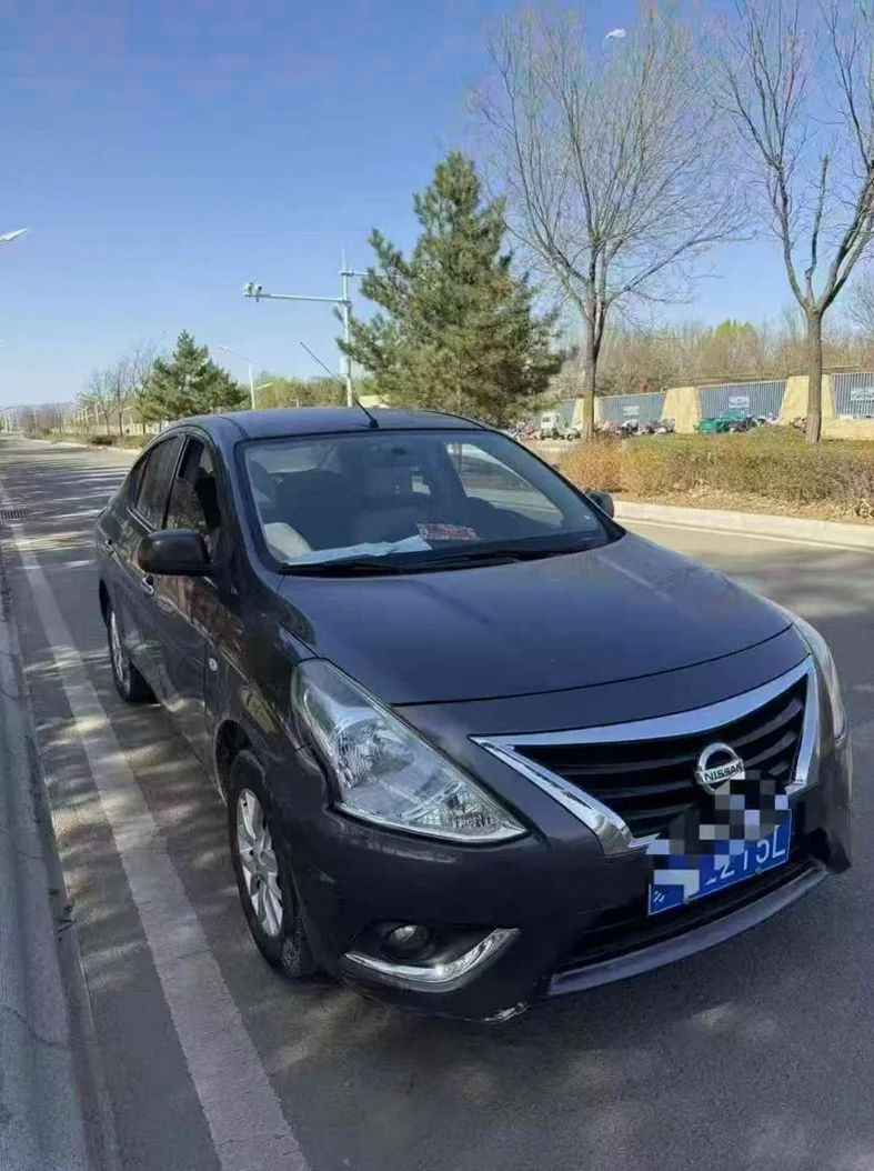 日产阳光 正面外观三